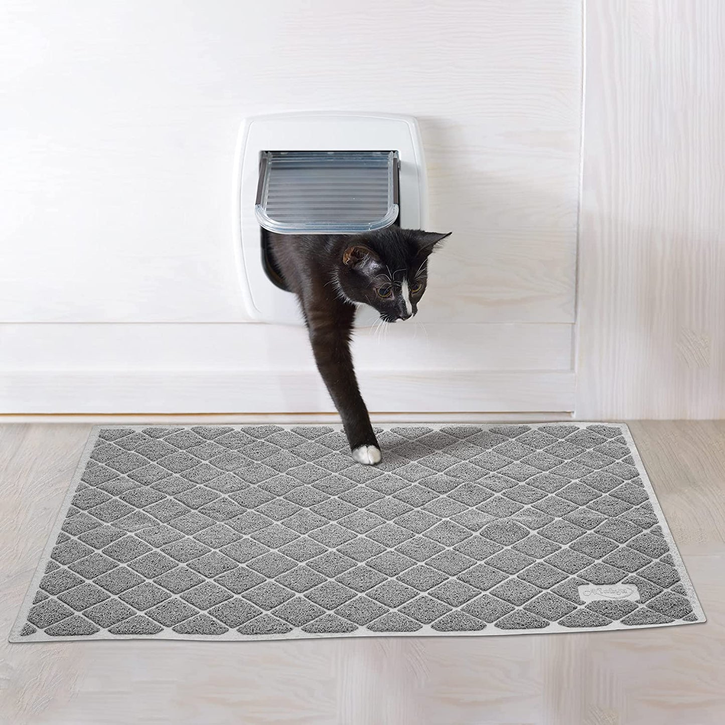 Cat Litter Trapping Mat with Waterproof Non-Slip Backing